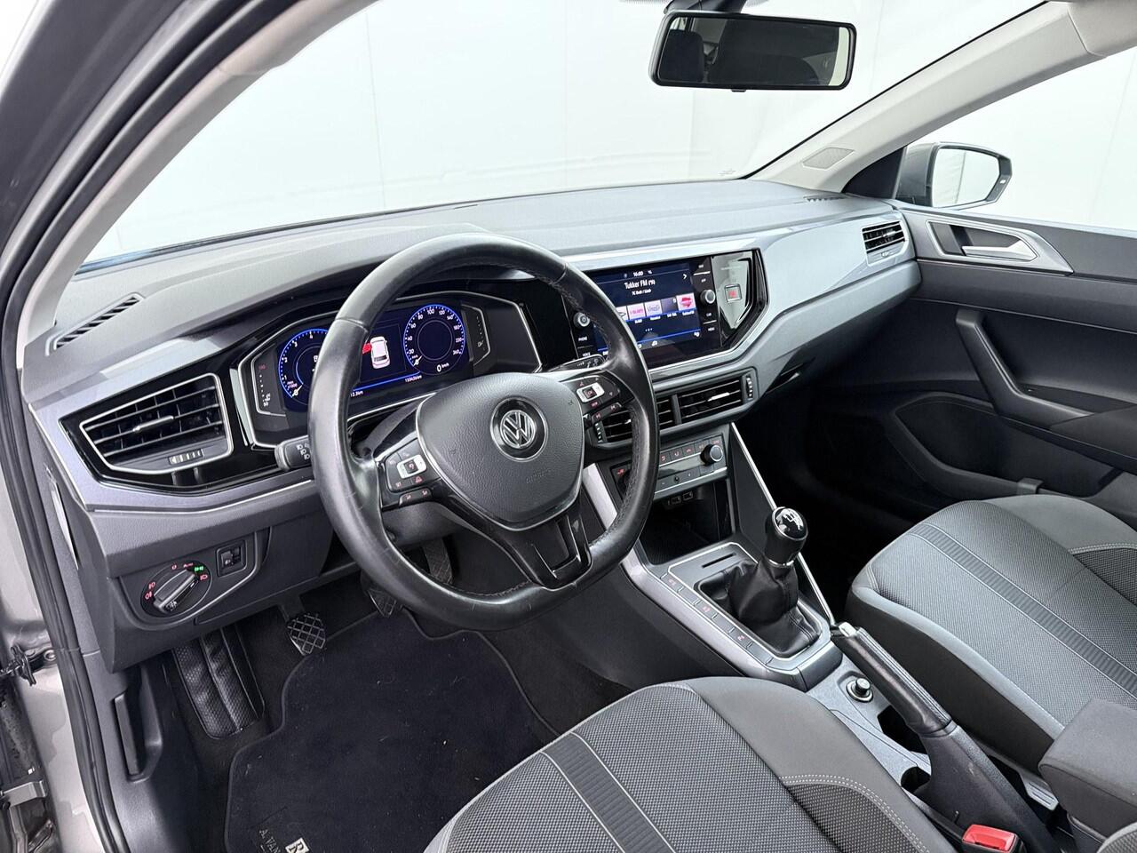 Volkswagen POLO 1.0 TSI Highline