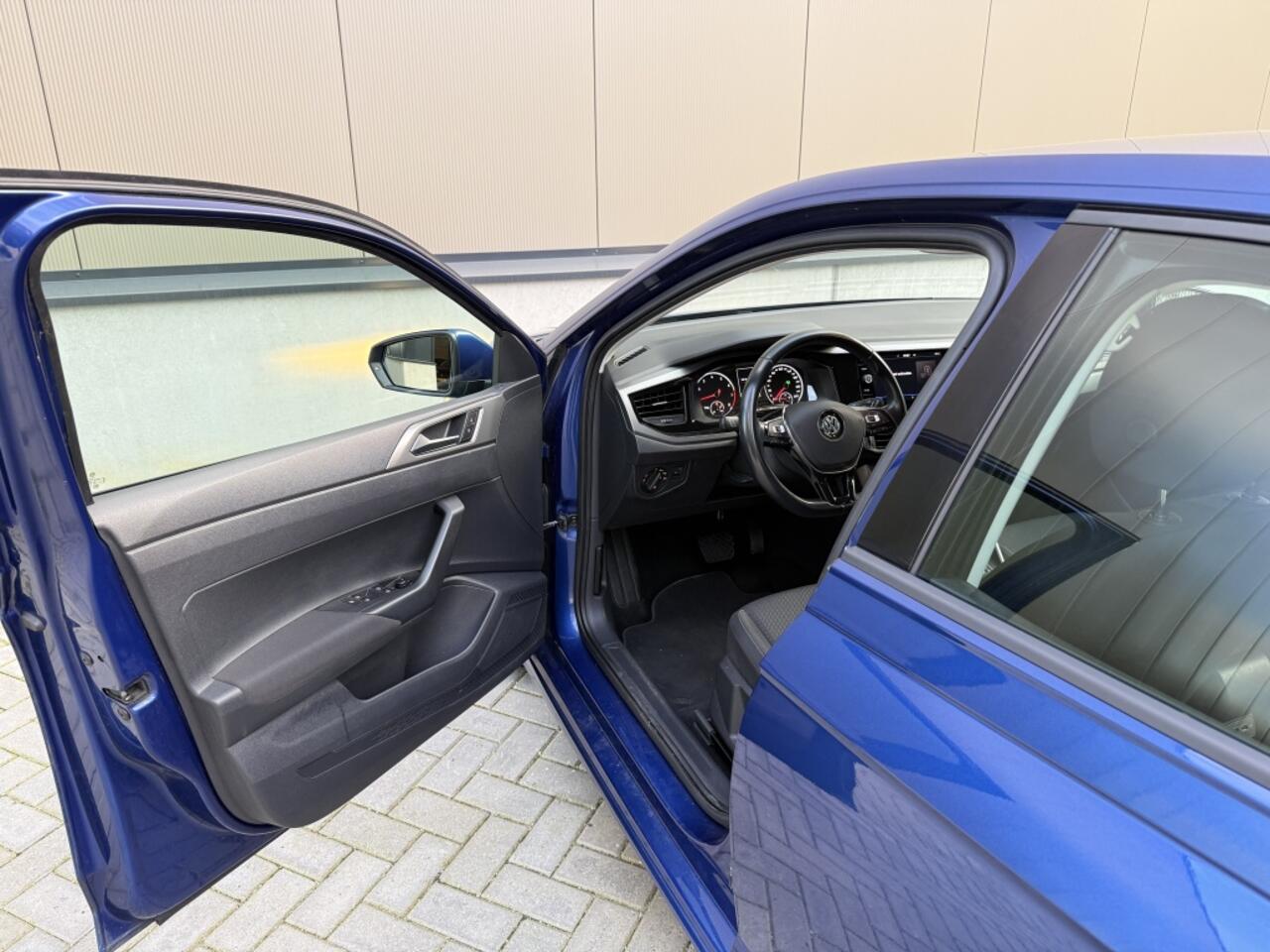 Volkswagen POLO 1.0 TSI Comfortline | Cruise controle | Apple carplay |