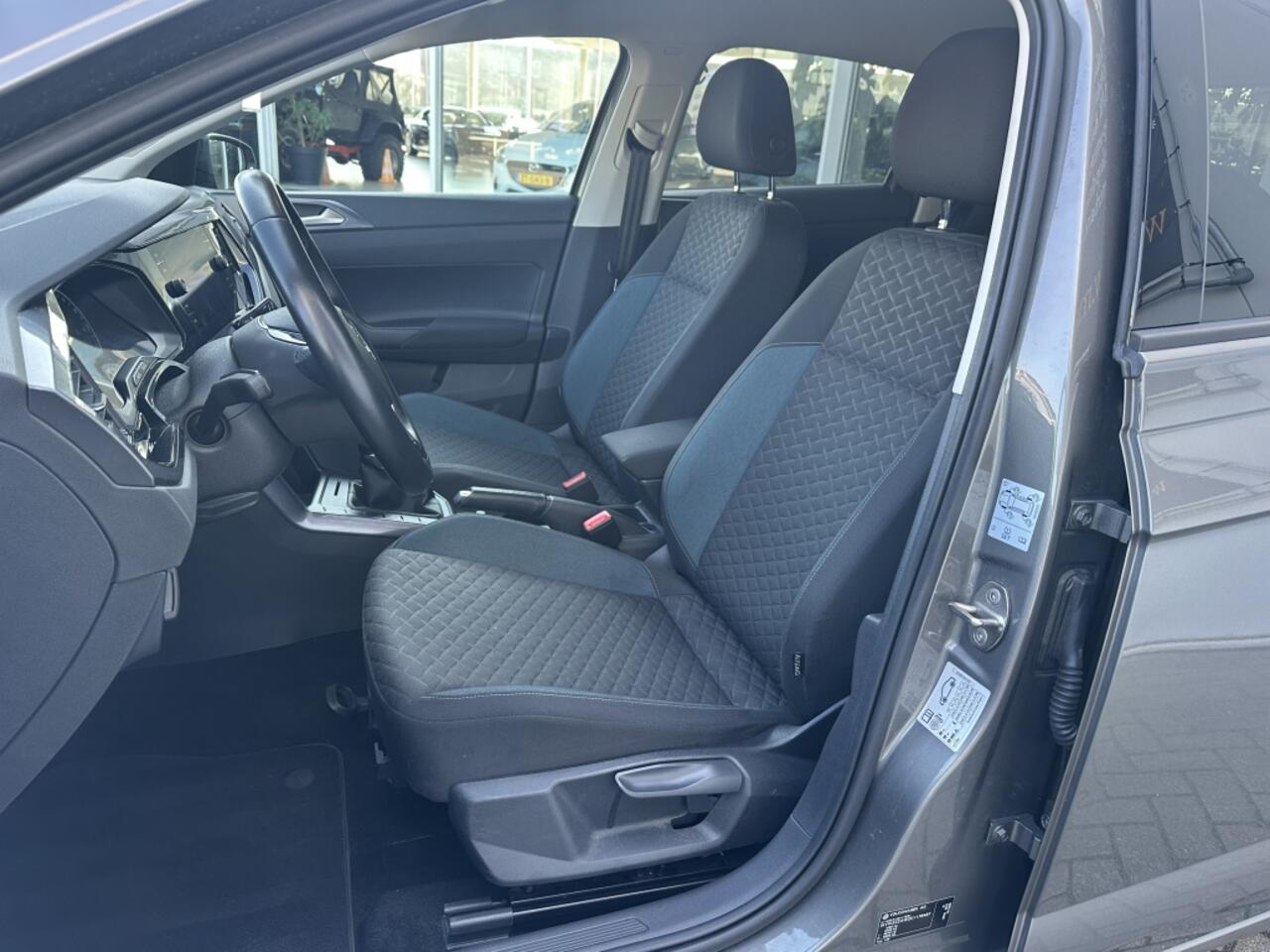 Volkswagen POLO VI 1.0 IQ.DRIVE Carplay Navi Cruise Led Climate Stoelverwarming
