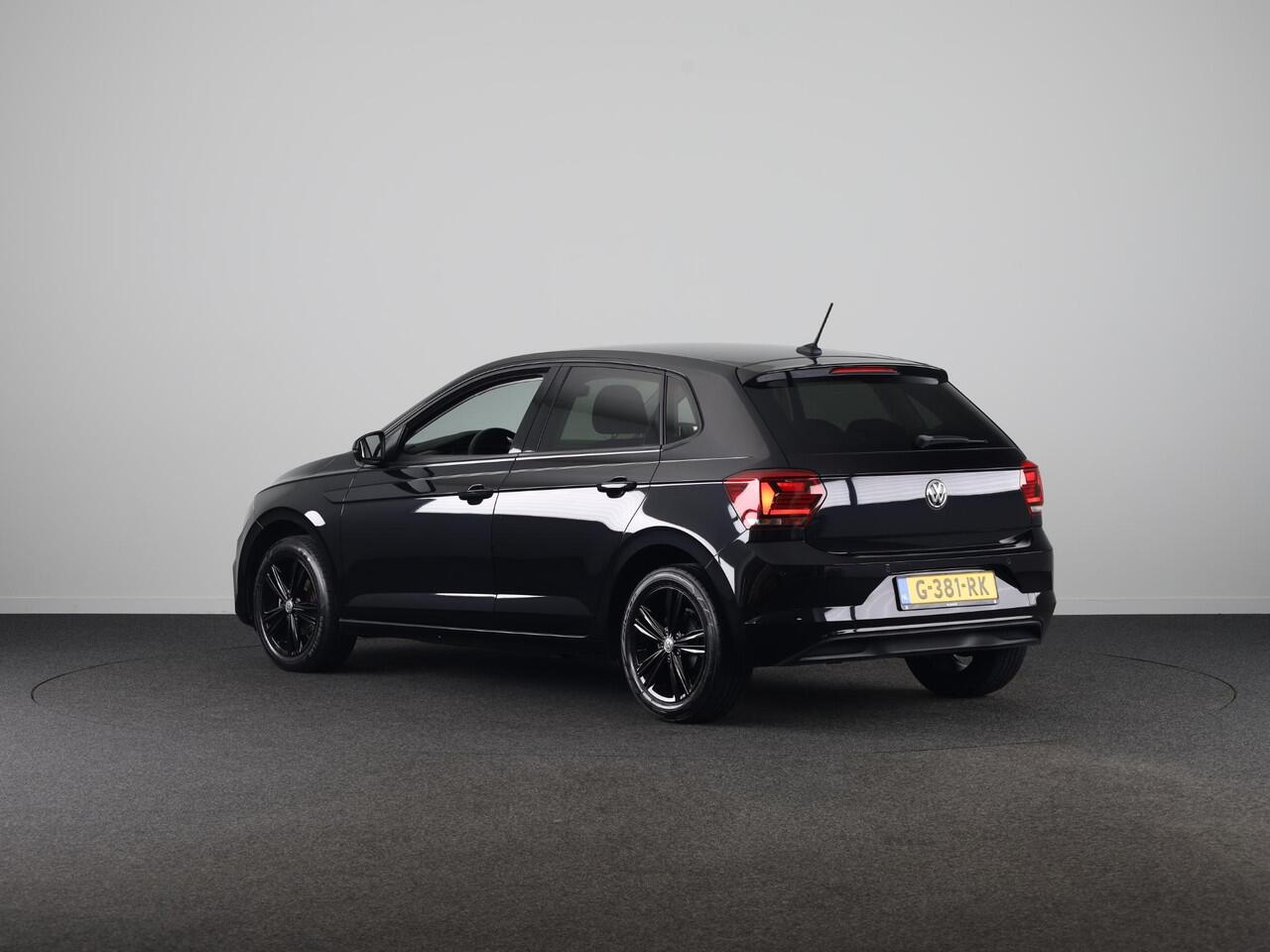 Volkswagen POLO 1.0 TSI Comfortline 95 pk | Navigatie | Parkeersensoren | Adaptieve cruise control | Apple Carplay/Android Auto |