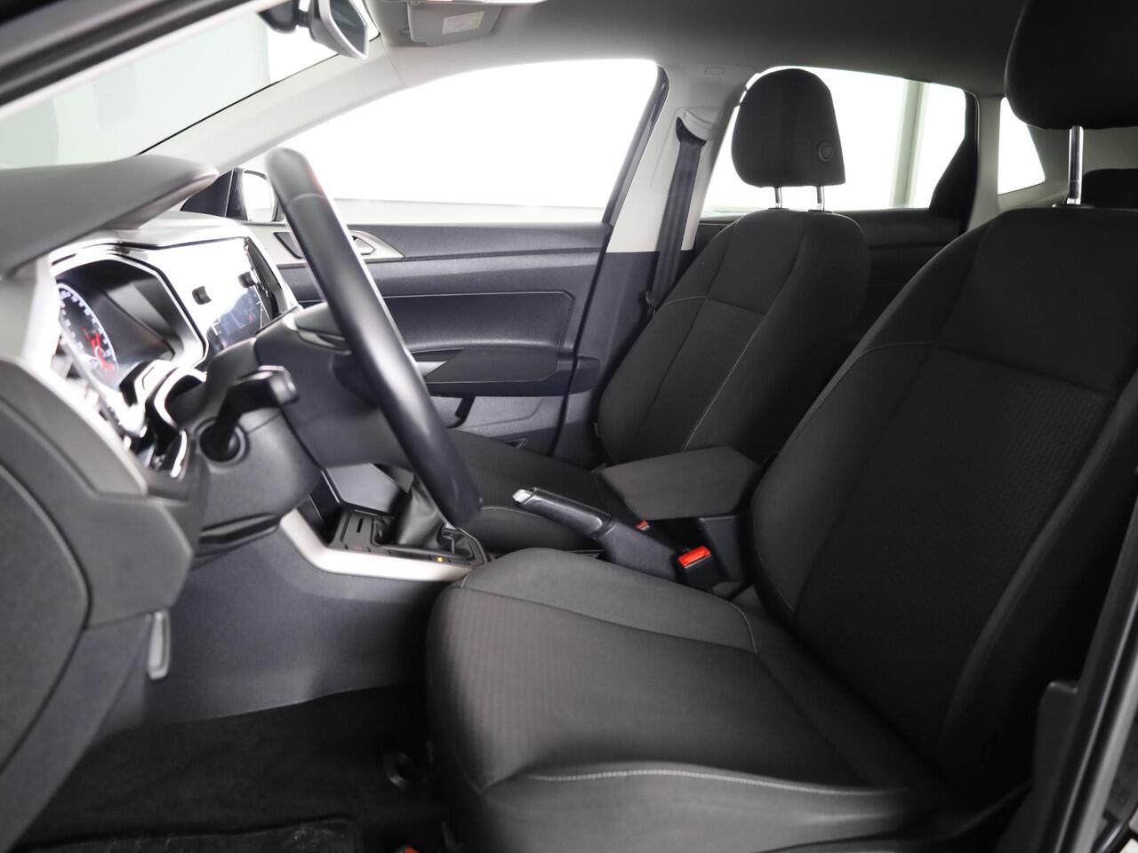 Volkswagen POLO 1.0 TSI Comfortline 95 pk | Navigatie | Parkeersensoren | Adaptieve cruise control | Apple Carplay/Android Auto |