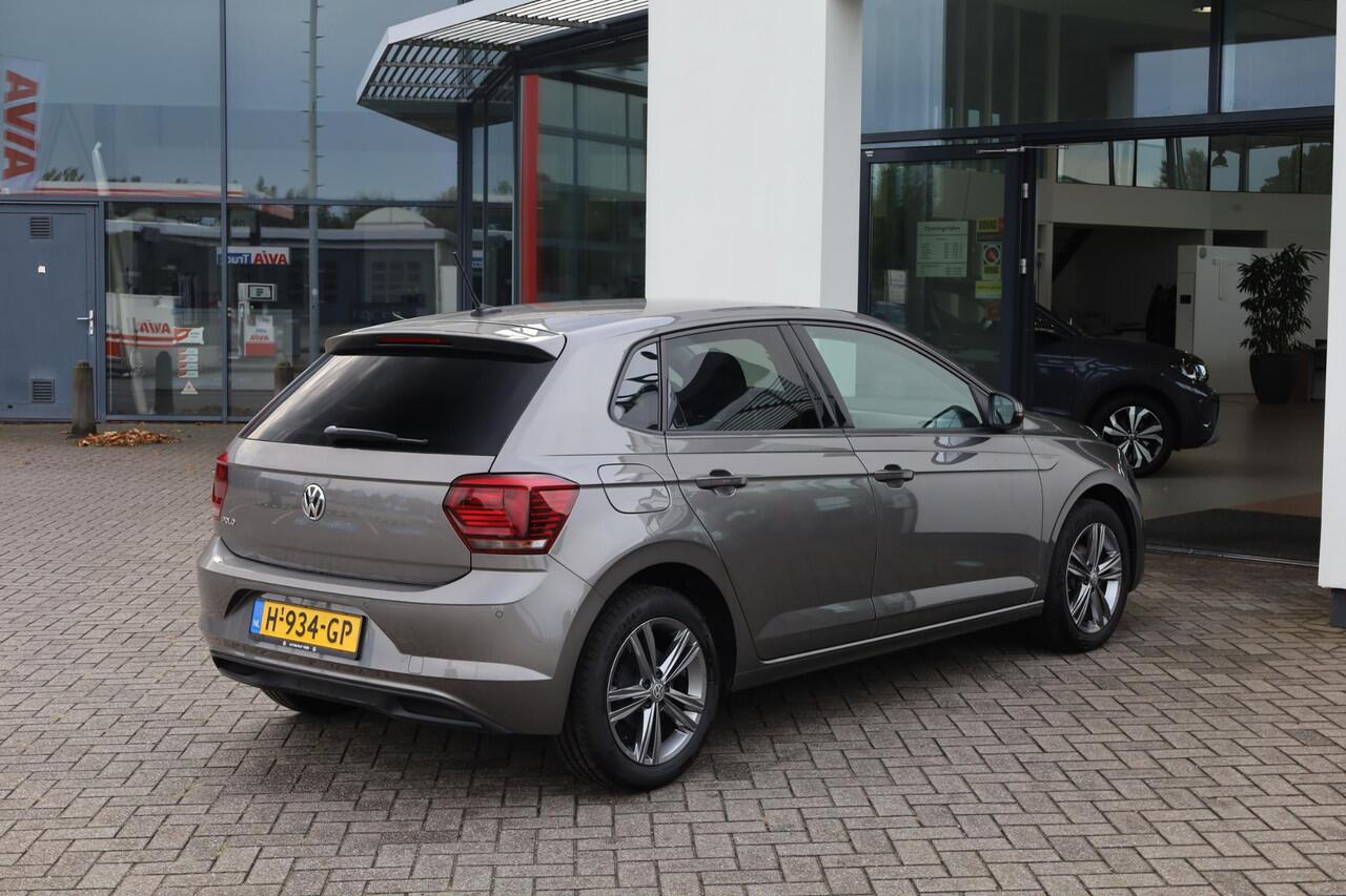 Volkswagen POLO 1.0 TSI Comfortline 70KW/95PK DSG, NL auto 1e eigenaar dealeronderhouden, 16" LMV Sebring r line velgen, privacy glas, pdc voor en achter, navigatie, acc, lederen stuurwiel, carplay