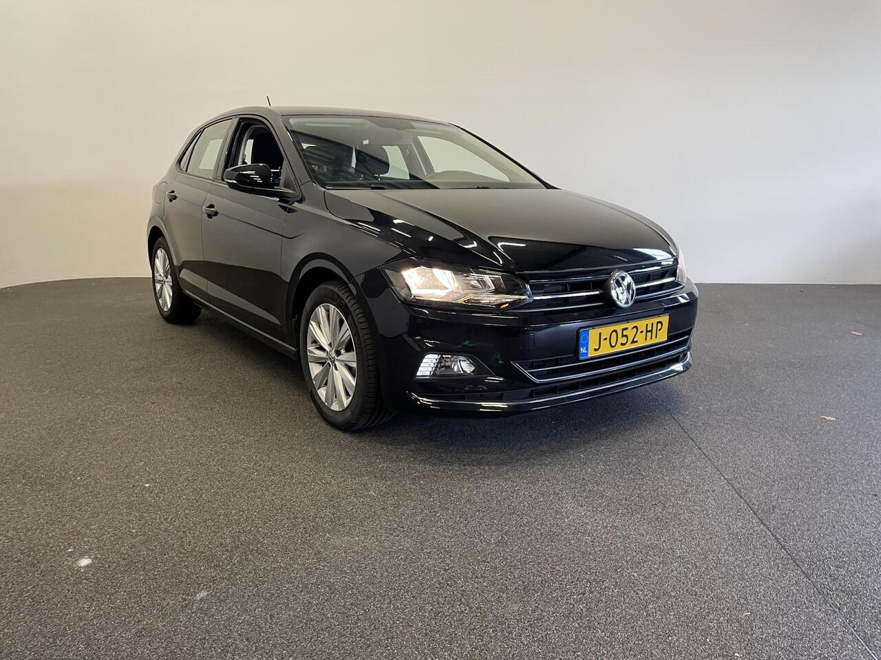 Volkswagen POLO 1.0 TSI Highline Navigatie Apple Carplay/Android Auto Adaptieve Cruise Control Lichtmetalen velgen Climate Control