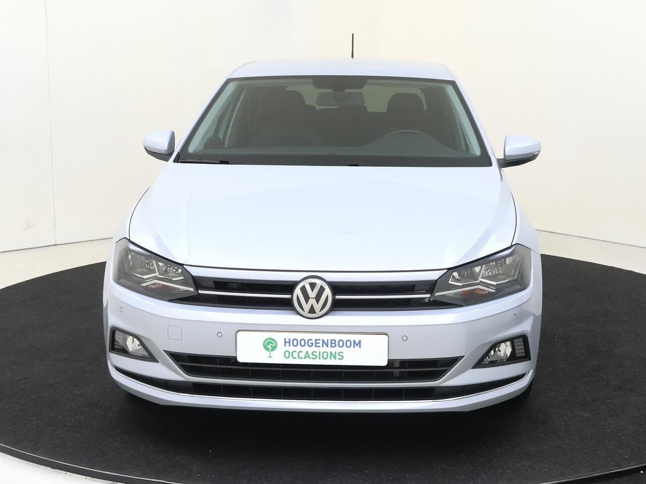 Volkswagen POLO 1.0 TSI Highline | Adaptieve demping systeem | Adaptieve cruise control | Parkeersensoren | CarPlay | Navigatie | Virtual cockpit |