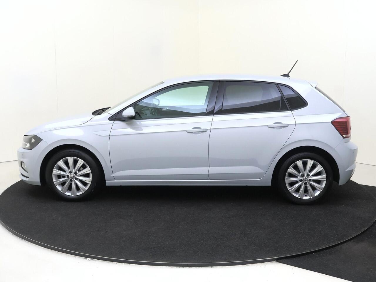 Volkswagen POLO 1.0 TSI Highline | Adaptieve demping systeem | Adaptieve cruise control | Parkeersensoren | CarPlay | Navigatie | Virtual cockpit |