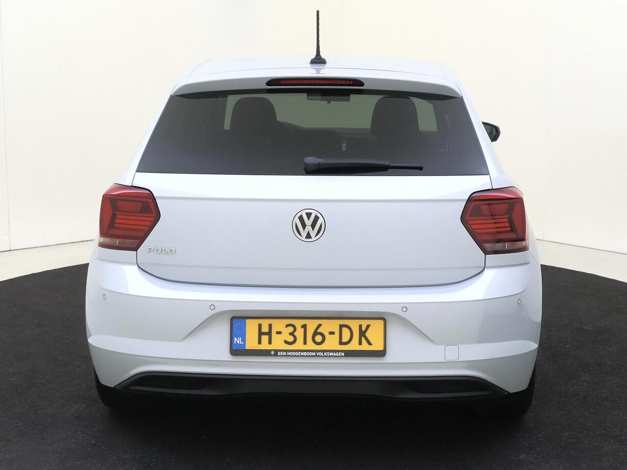 Volkswagen POLO 1.0 TSI Highline | Adaptieve demping systeem | Adaptieve cruise control | Parkeersensoren | CarPlay | Navigatie | Virtual cockpit |