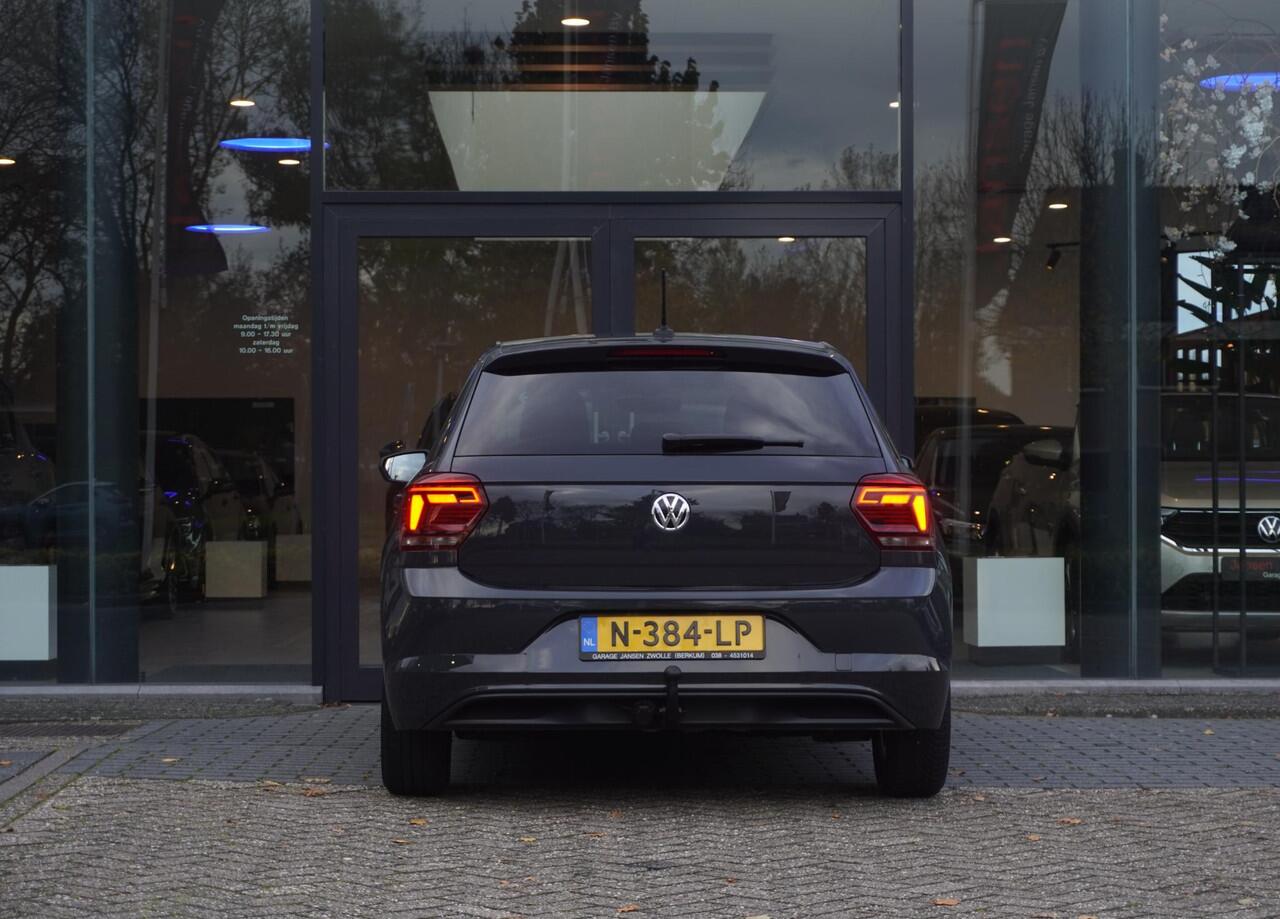 Volkswagen POLO 1.0 TSI 85kW Highline | Carplay | Navi | Cruise | Parkeerhulp | Stoelverw | Trekhaak