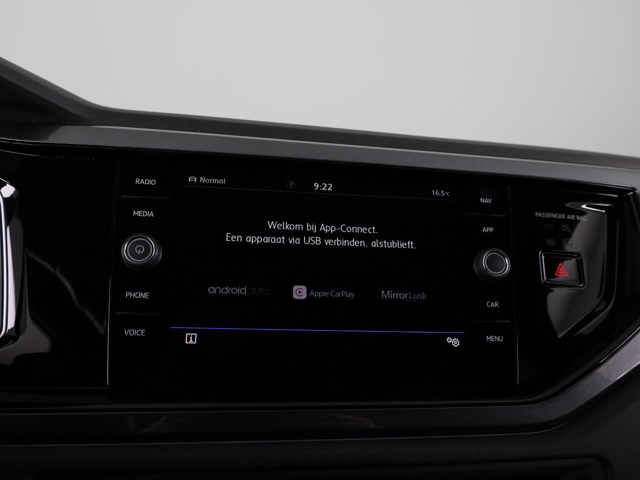 Volkswagen POLO 1.0 TSI Highline 116 pk | Navigatie | Parkeersensoren | Achteruitrijcamera | Adaptieve cruise control | Voll. digitaal instrumentenpaneel |