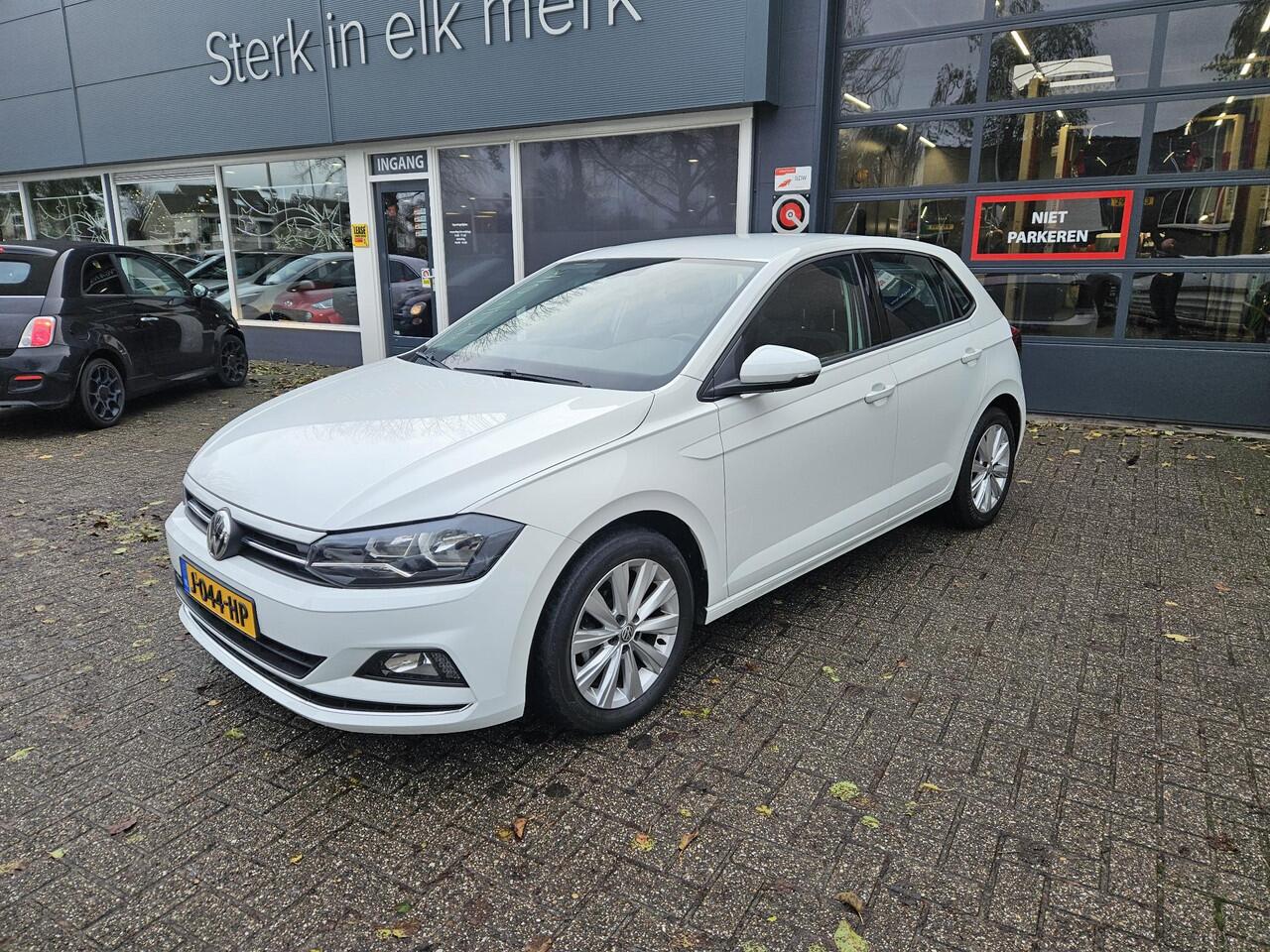 Volkswagen POLO 1.0 TSI Highline Automaat / Airco clima/ Navigatie/ Apple carplay/ Cruise/ LED/ LMV