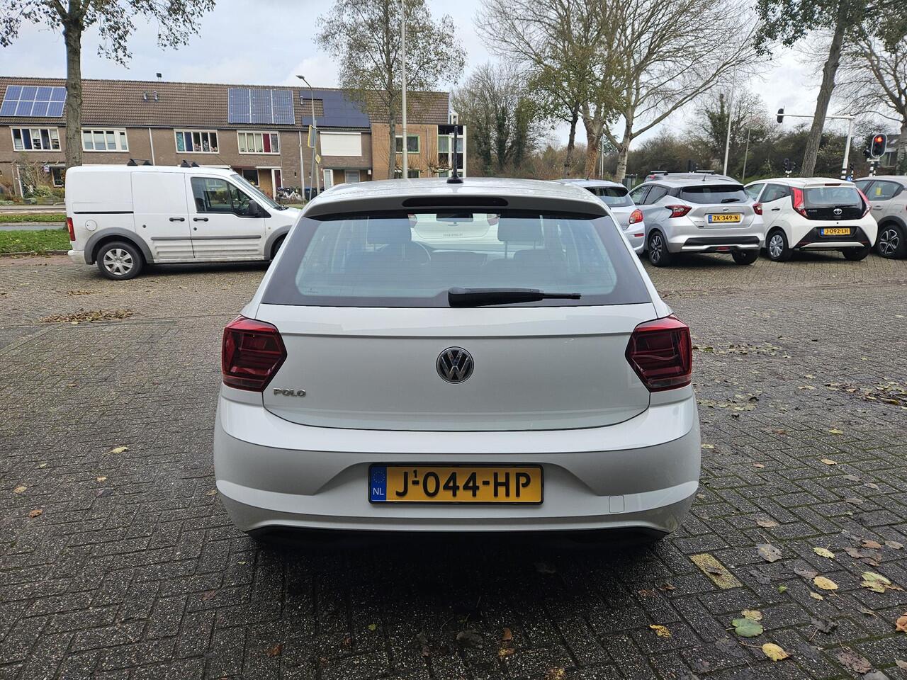 Volkswagen POLO 1.0 TSI Highline Automaat / Airco clima/ Navigatie/ Apple carplay/ Cruise/ LED/ LMV