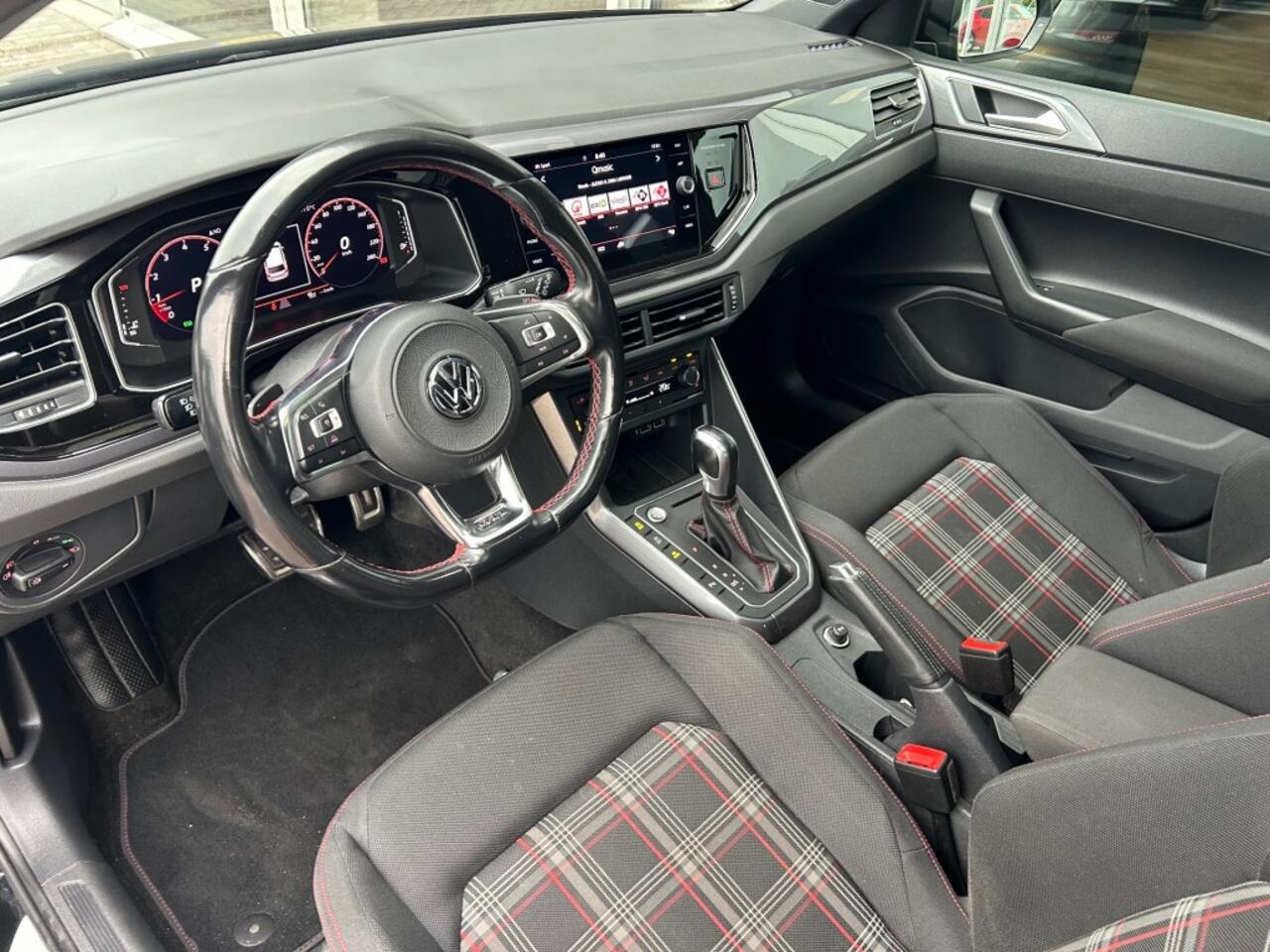 Volkswagen POLO Polo 2.0 TSI GTI