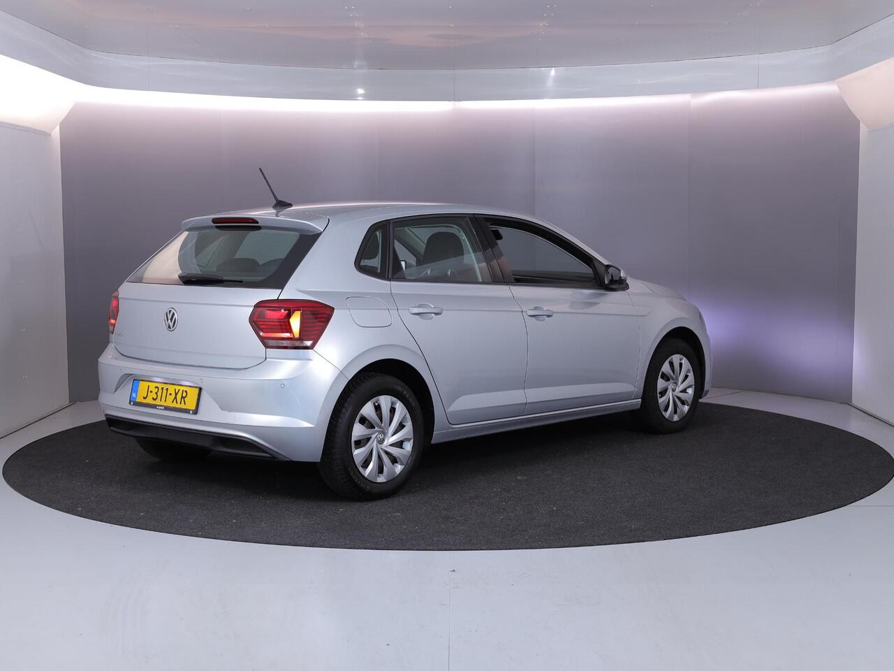 Volkswagen POLO 1.0 TSI Comfortline 95 pk | Navigatie | Parkeersensoren | Adaptieve cruise control | Apple Carplay/Android Auto |