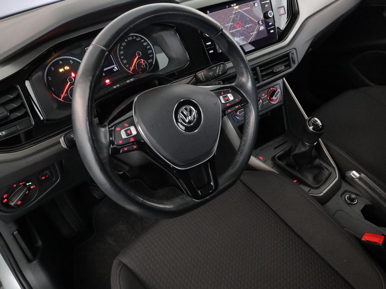 Volkswagen POLO 1.0 TSI Comfortline 95 pk | Navigatie | Parkeersensoren | Adaptieve cruise control | Apple Carplay/Android Auto |