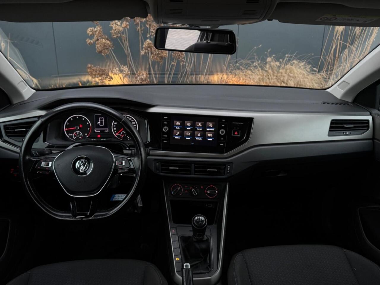 Volkswagen POLO 1.0 TSI Comf.l. Bus. NAVI ACC AIRCO PDC SPORTVELGEN ELEK PAKKET