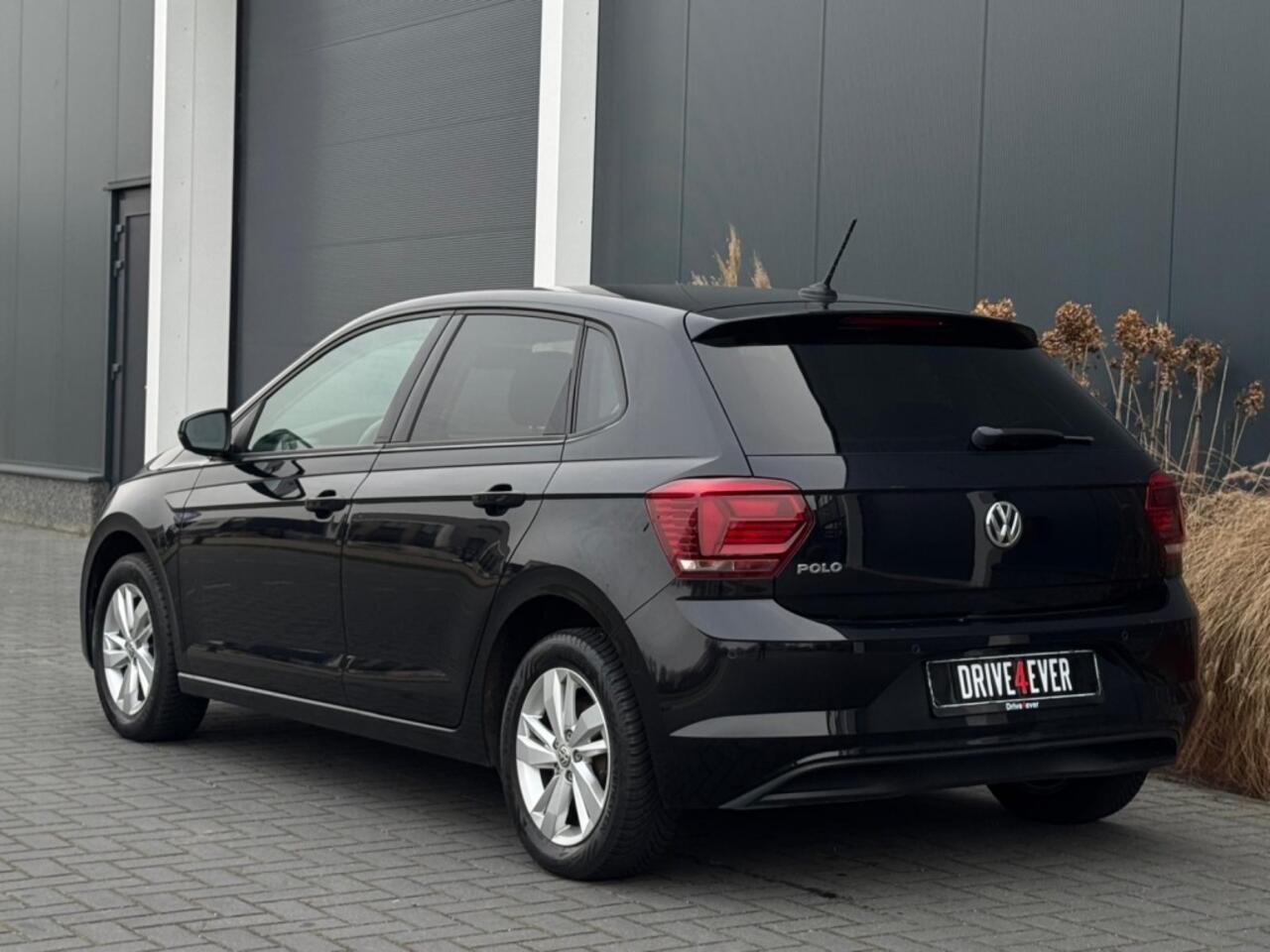 Volkswagen POLO 1.0 TSI Comf.l. Bus. NAVI ACC AIRCO PDC SPORTVELGEN ELEK PAKKET