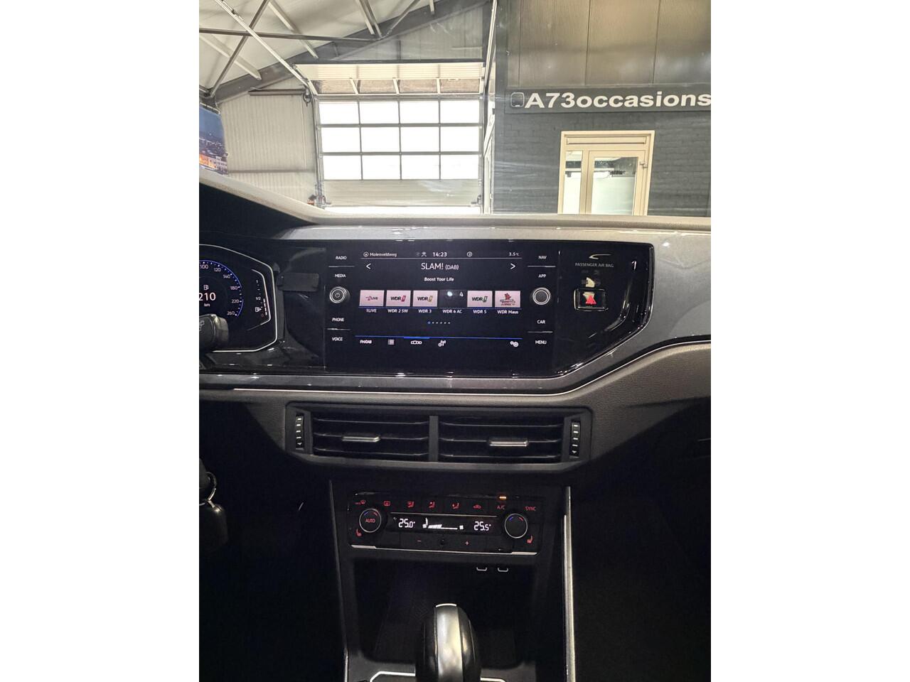 Volkswagen POLO 1.0 TSI Highline Pano,Automaat,Led,stoelverwarming,Alarm