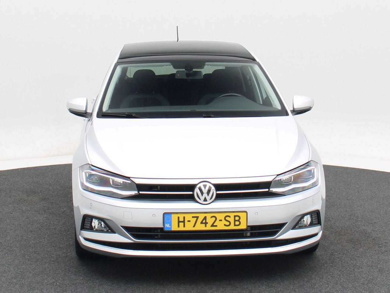 Volkswagen POLO 1.0 TSi Automaat Highline | Panoramadak | Adaptive Cruise | Climate Control | Parkeersensoren | Trekhaak | Carplay | 16 Inch | 69.834 Km!!