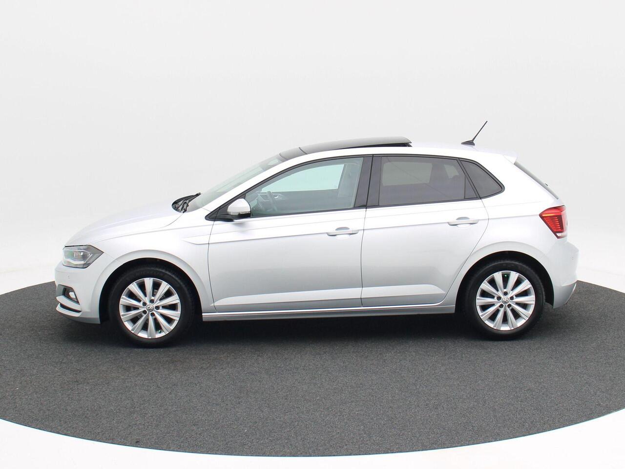 Volkswagen POLO 1.0 TSi Automaat Highline | Panoramadak | Adaptive Cruise | Climate Control | Parkeersensoren | Trekhaak | Carplay | 16 Inch | 69.834 Km!!