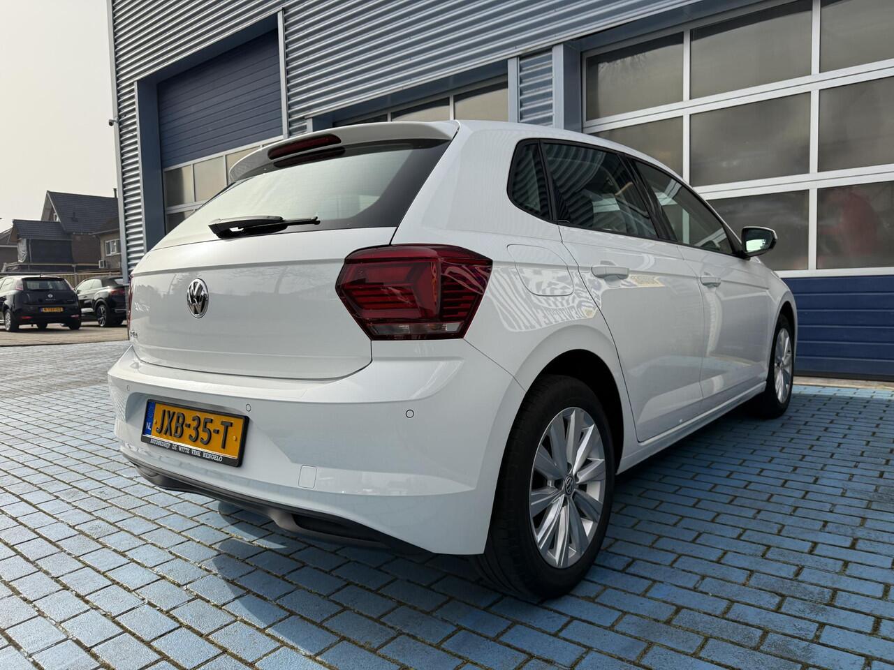 Volkswagen POLO 1.0 MPI CRUISE STOELVERW. APPLE PDC V+A