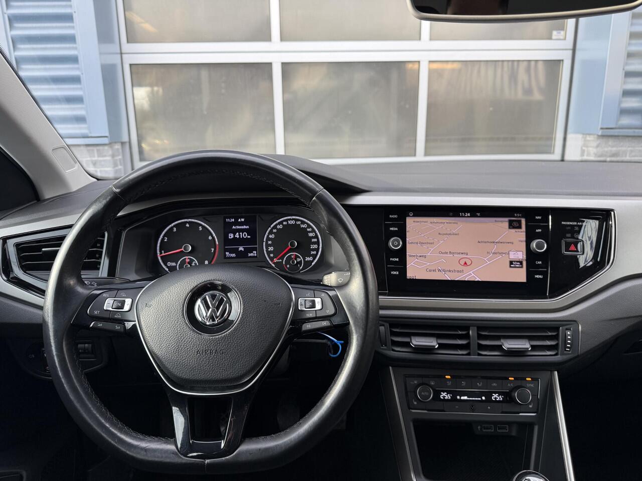 Volkswagen POLO 1.0 MPI CRUISE STOELVERW. APPLE PDC V+A