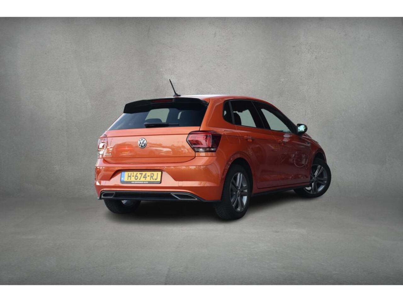 Volkswagen POLO 1.0 TSI Highline Business R | Apple CarPlay | Half Leer | Sportstoelen | Senoren