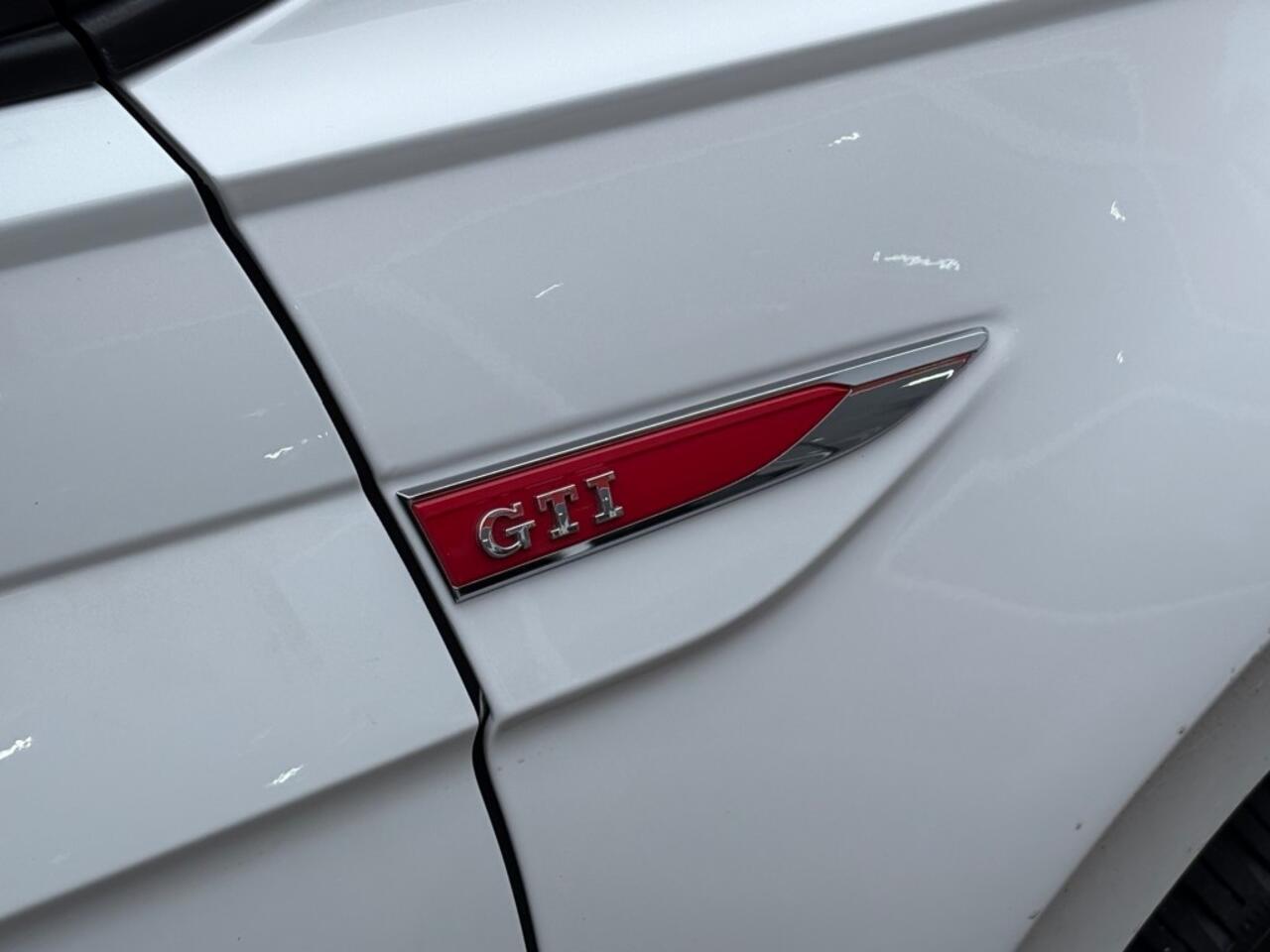 Volkswagen POLO 2.0 TSI AUT. GTI 200PK LED NAVI CAMERA DIGITALE-SCHERM LMV PDC