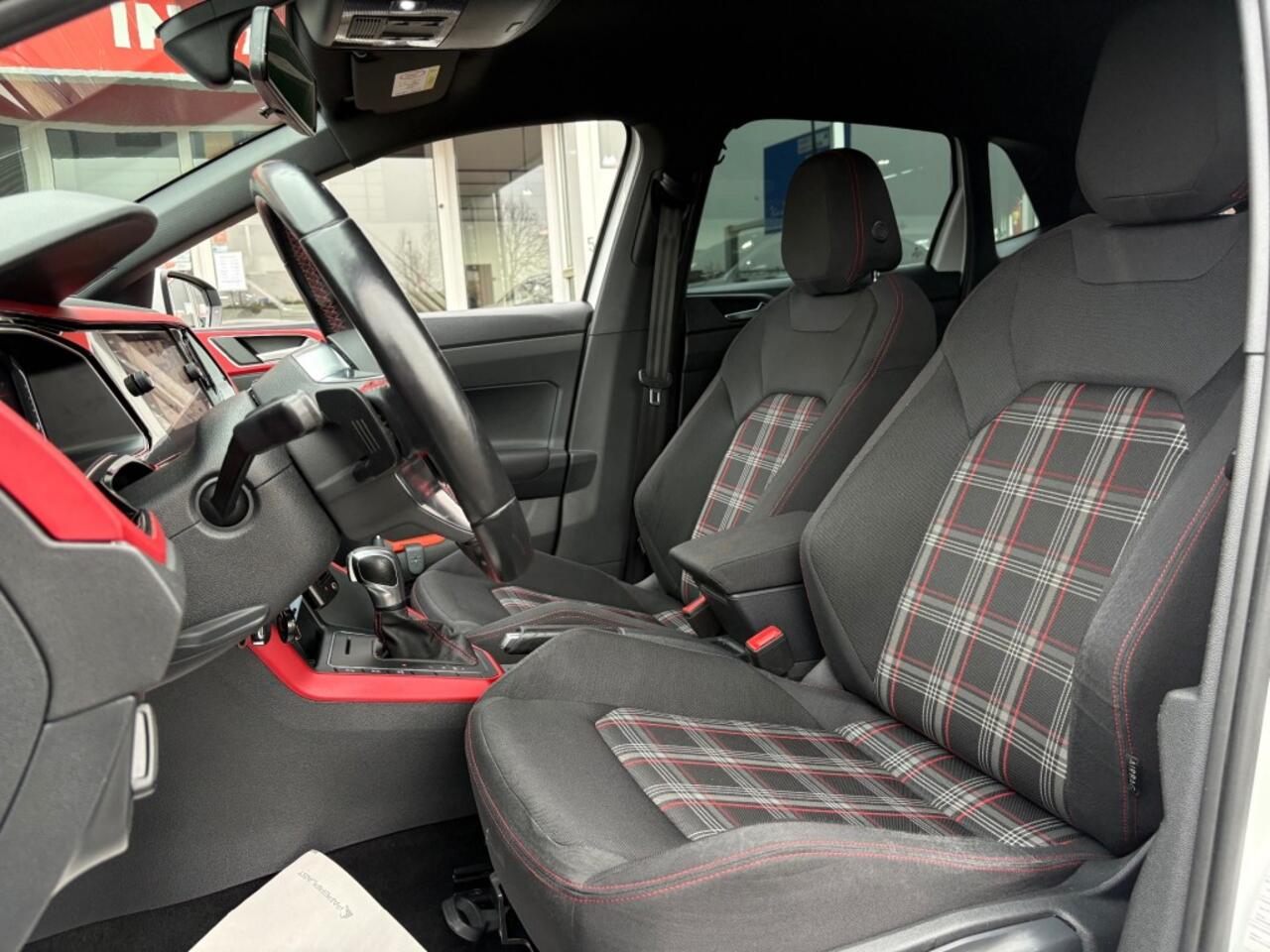 Volkswagen POLO 2.0 TSI AUT. GTI 200PK LED NAVI CAMERA DIGITALE-SCHERM LMV PDC