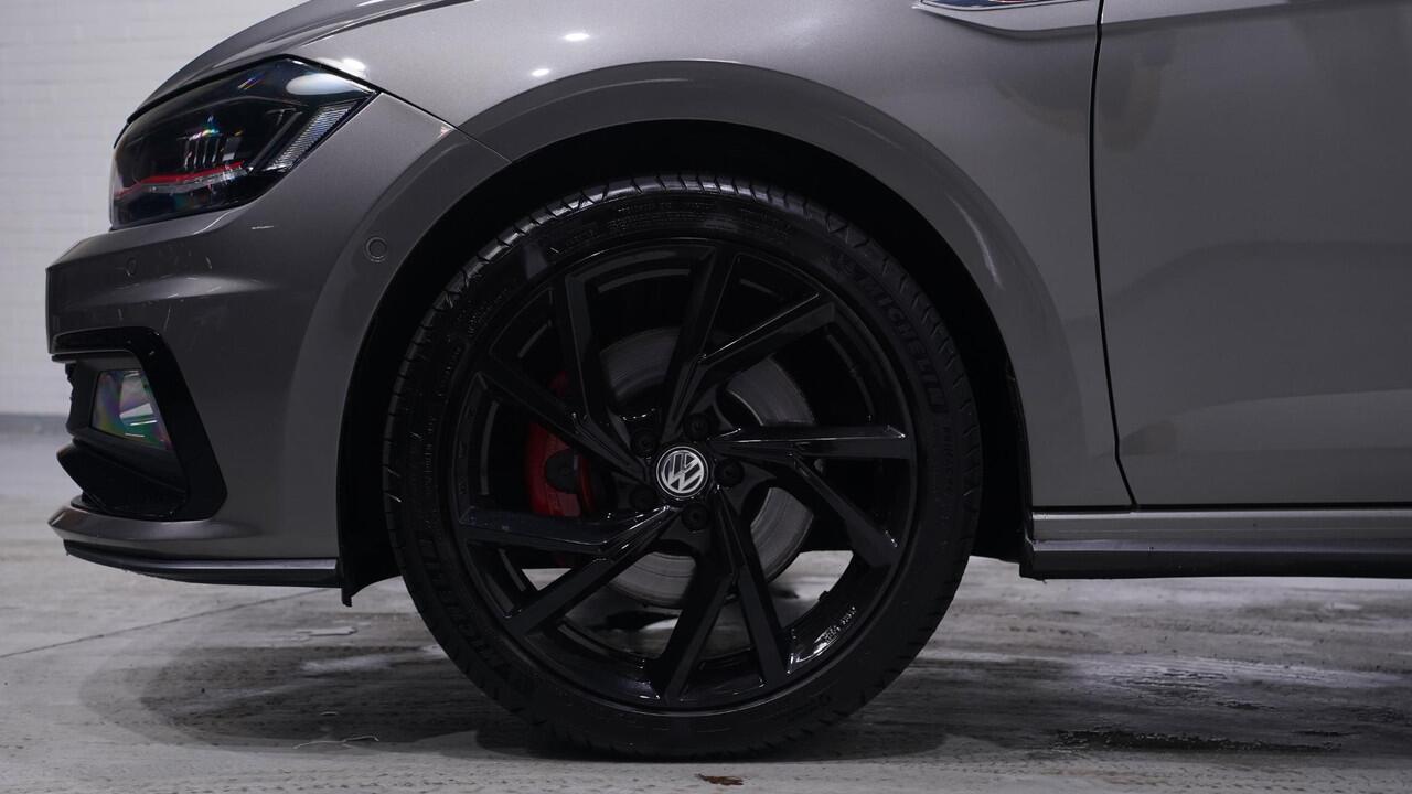 Volkswagen POLO 2.0 TSI GTI NAP Navi PDC Apple Carplay