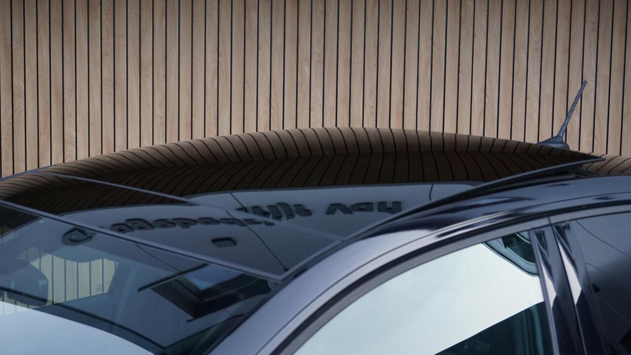 Volkswagen POLO GTI 2.0 TSI 200PK 5DRS DSG Pano.Dak Leder/Alcantara 18inch LM Keyless Virtual Beats Keyless *NL auto* 70341km!