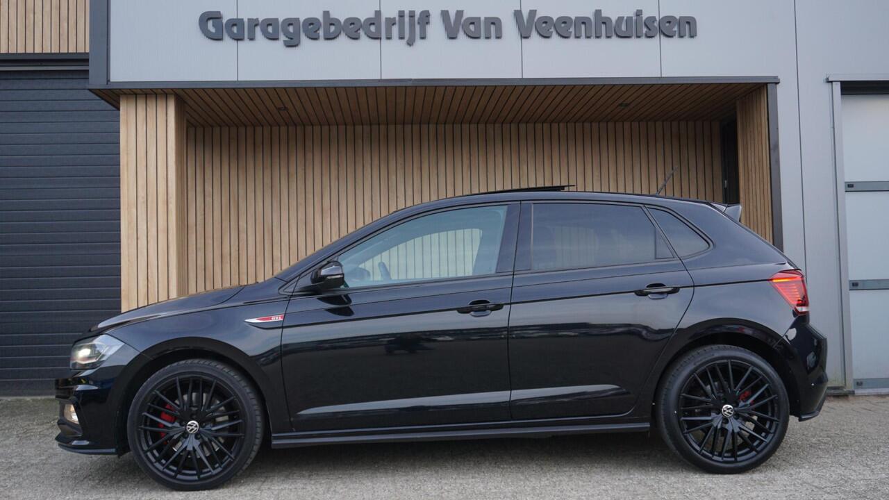 Volkswagen POLO GTI 2.0 TSI 200PK 5DRS DSG Pano.Dak Leder/Alcantara 18inch LM Keyless Virtual Beats Keyless *NL auto* 70341km!