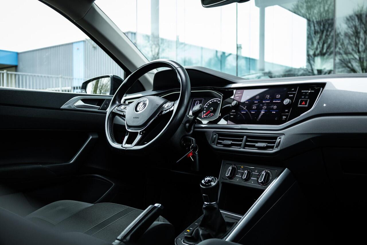 Volkswagen POLO 1.6 TDI Comfortline Business | Adapt. Cruise