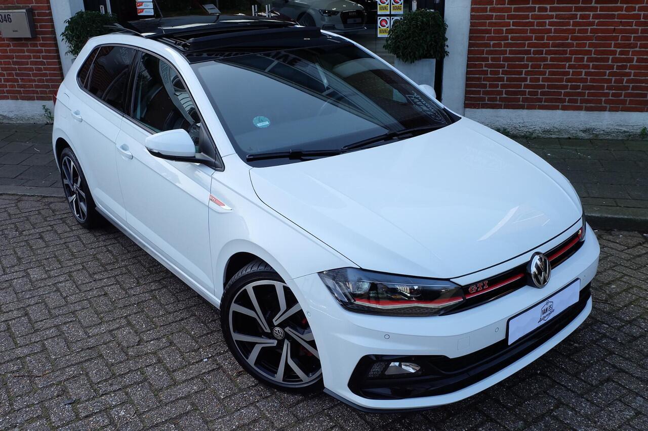 Volkswagen POLO 2.0 TSI GTI / Pano / Beats / Camera / CarPlay