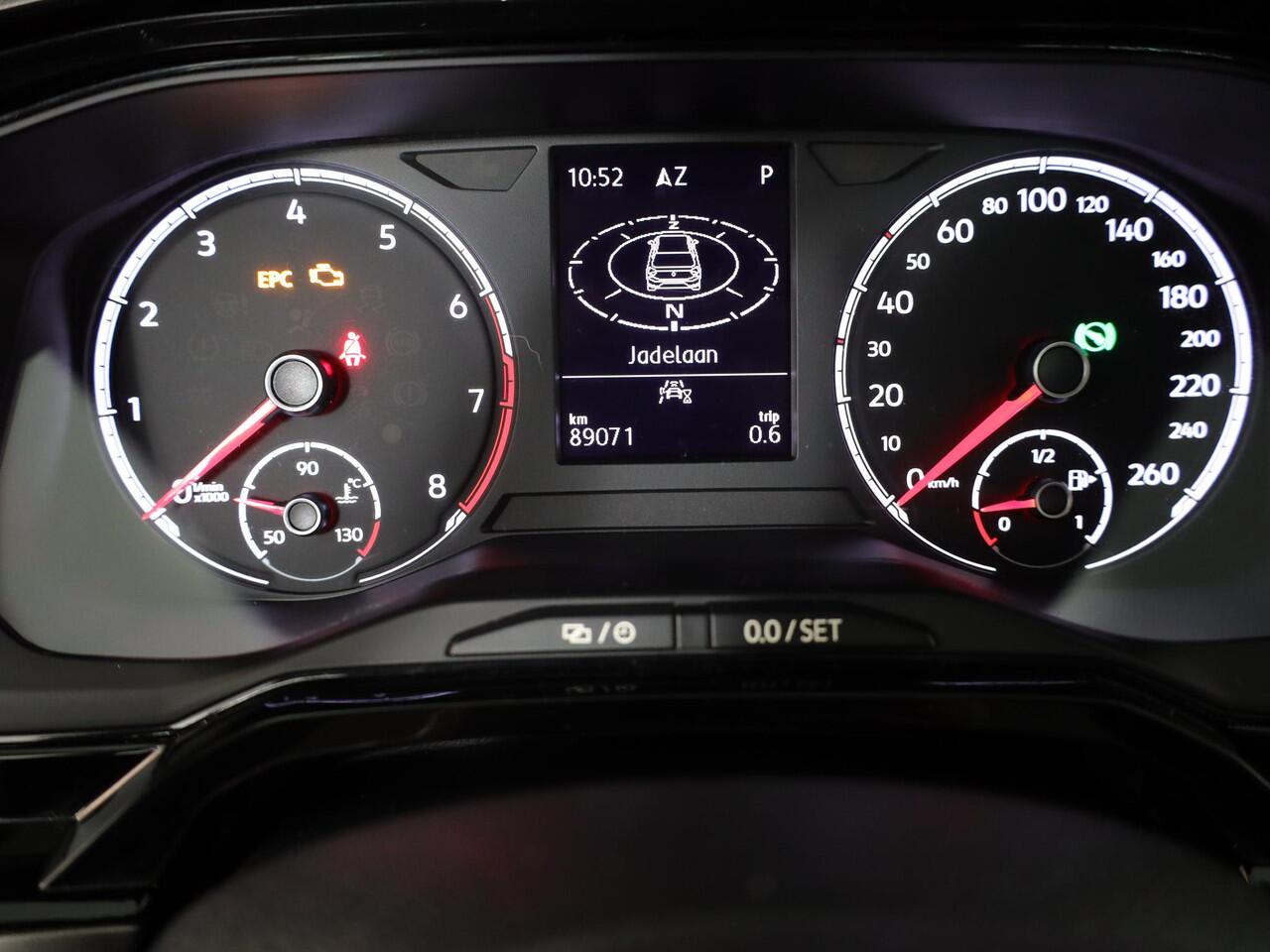 Volkswagen POLO 1.0 TSI Comfortline 95 pk Automaat (DSG) | Navigatie | Adaptieve cruise control | Apple Carplay/Android Auto |