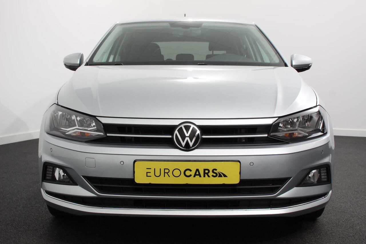 Volkswagen POLO 1.0 TSI 110pk Highline | Navigatie | Apple Carplay/Android Auto | Parkeersensoren | Adaptive cruise control | Stoelverwarming | Getinte ramen | Climatronic