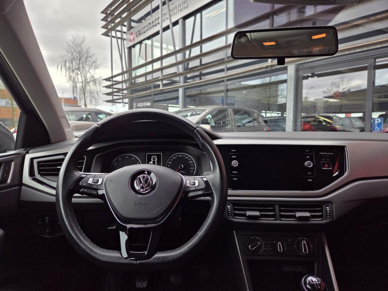 Volkswagen POLO 1.0 TSI Comfortline Executive | Navi | Cruise