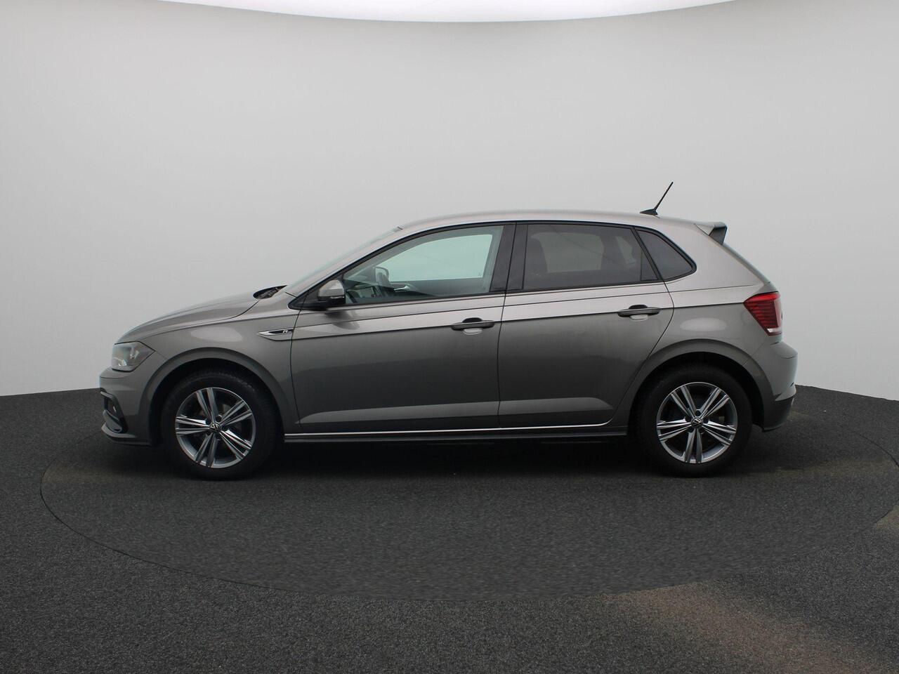 Volkswagen POLO 1.0 TSI R-Line Edition | All-Seasonbanden | R-Line Exterieurpakket | Adaptieve Cruise Control | Airconditioning | 16" LMV | Privacy Glass | Licht-& Regensensor | Apple Carplay & Android Auto
