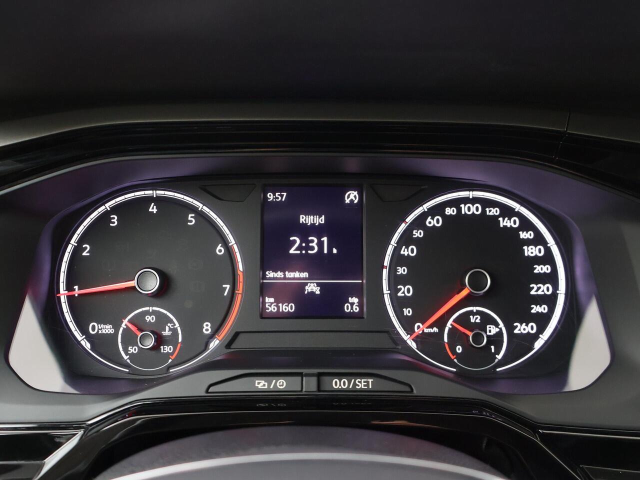 Volkswagen POLO 1.0 TSI R-Line Edition | 95 PK | Multifunctioneel stuurwiel | Parkeersensoren | Cruisecontrol |