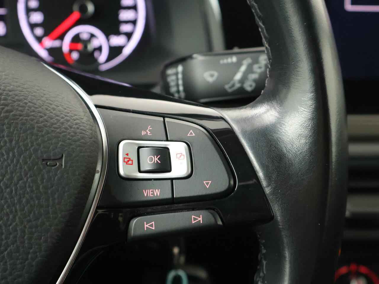 Volkswagen POLO 1.0 TSI R-Line Edition | 95 PK | Adaptive cruise control | Parkeersensoren | Apple Carplay/Android Auto | R-Line |