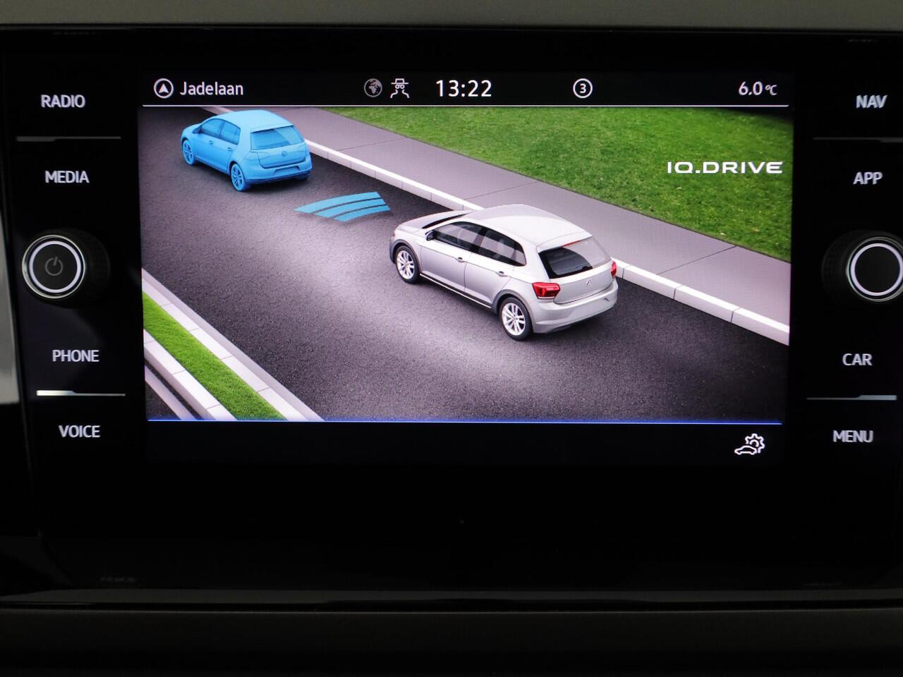 Volkswagen POLO 1.0 TSI R-Line Edition 95pk 5bak| Navi| 16'LM-velgen| Extra getint glas| Parksensors