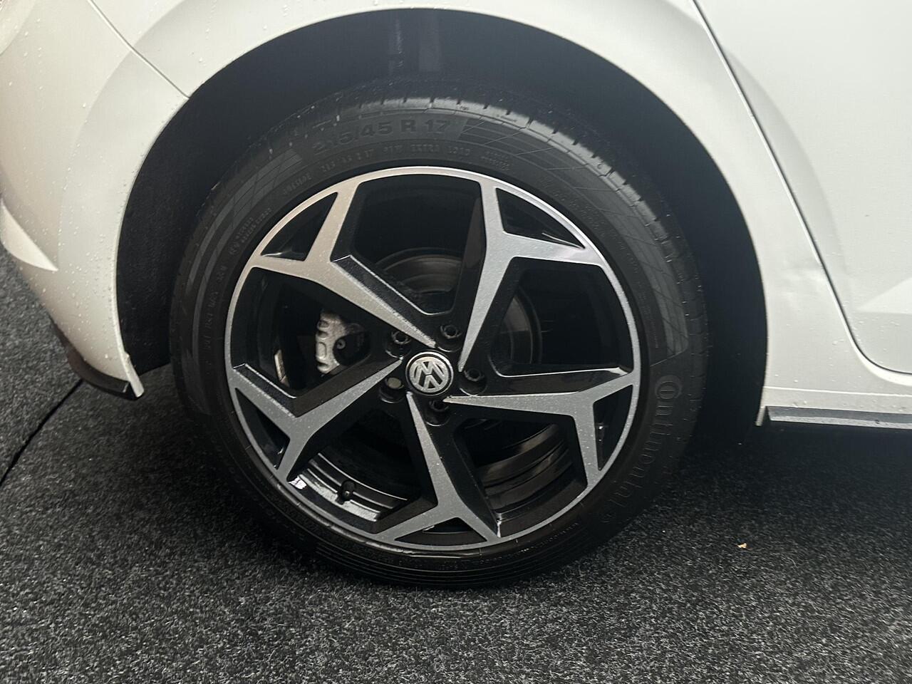 Volkswagen POLO 1.0TSI 110PK R-line Navi Stoelverwarming DSG Camera