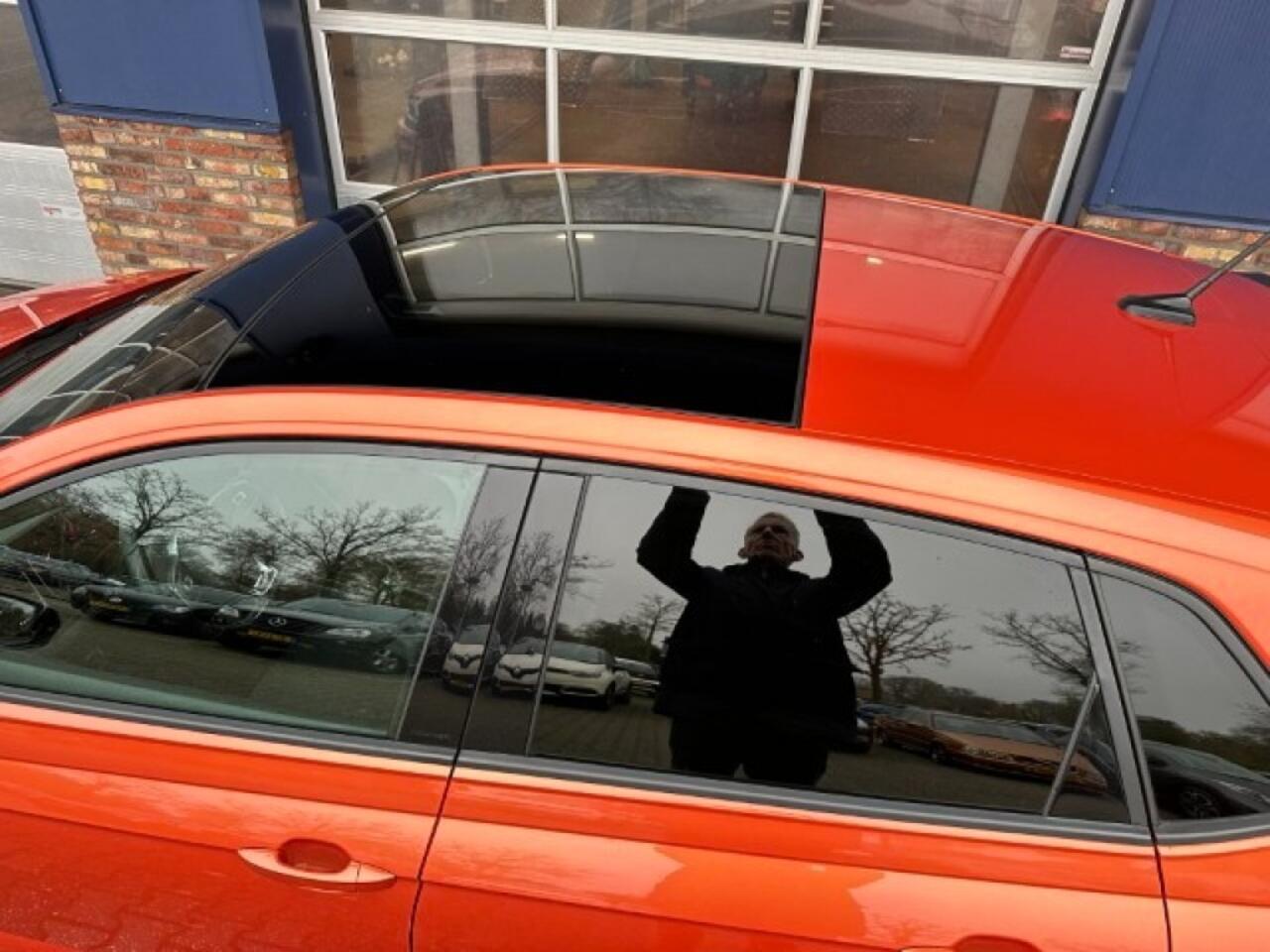 Volkswagen POLO 1.0 TSI Highline 2x R-line, Automaat. Camera. Trekhaak. Pano, Stoelverwarming, Carplay, ALL IN Prijs.