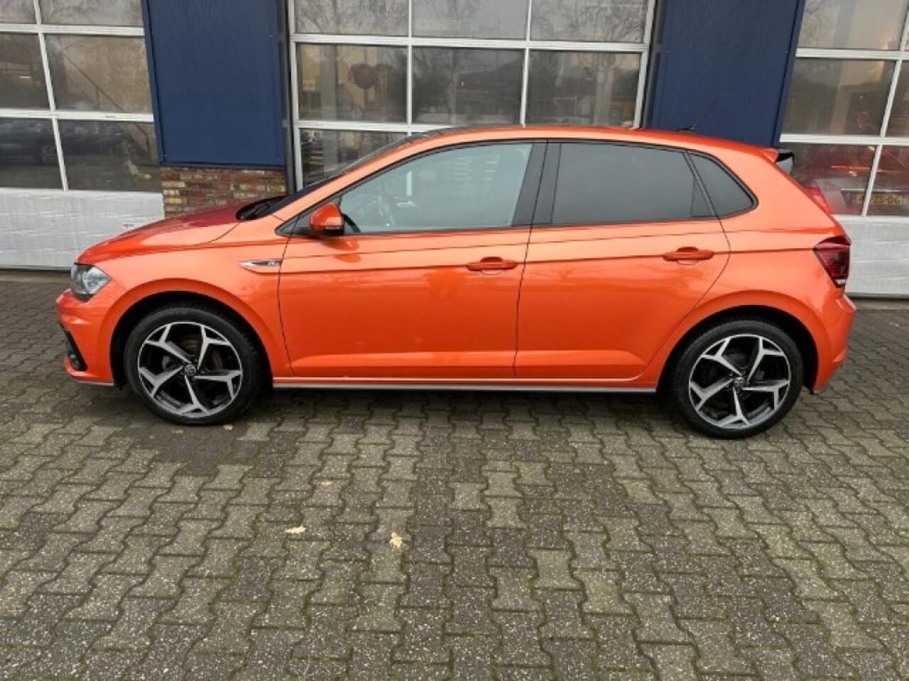 Volkswagen POLO 1.0 TSI Highline 2x R-line, Automaat. Camera. Trekhaak. Pano, Stoelverwarming, Carplay, ALL IN Prijs.