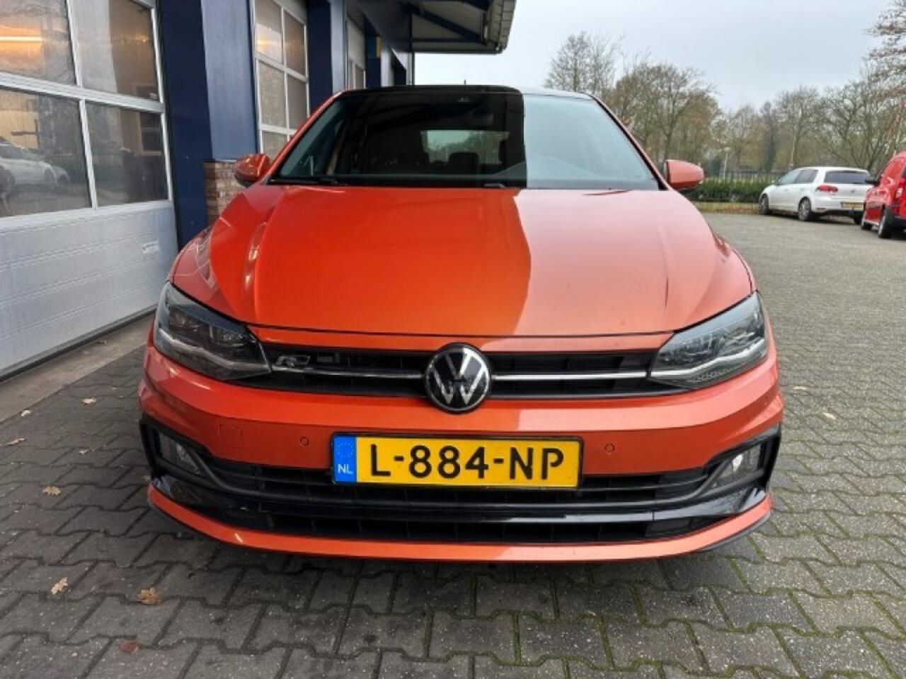 Volkswagen POLO 1.0 TSI Highline 2x R-line, Automaat. Camera. Trekhaak. Pano, Stoelverwarming, Carplay, ALL IN Prijs.