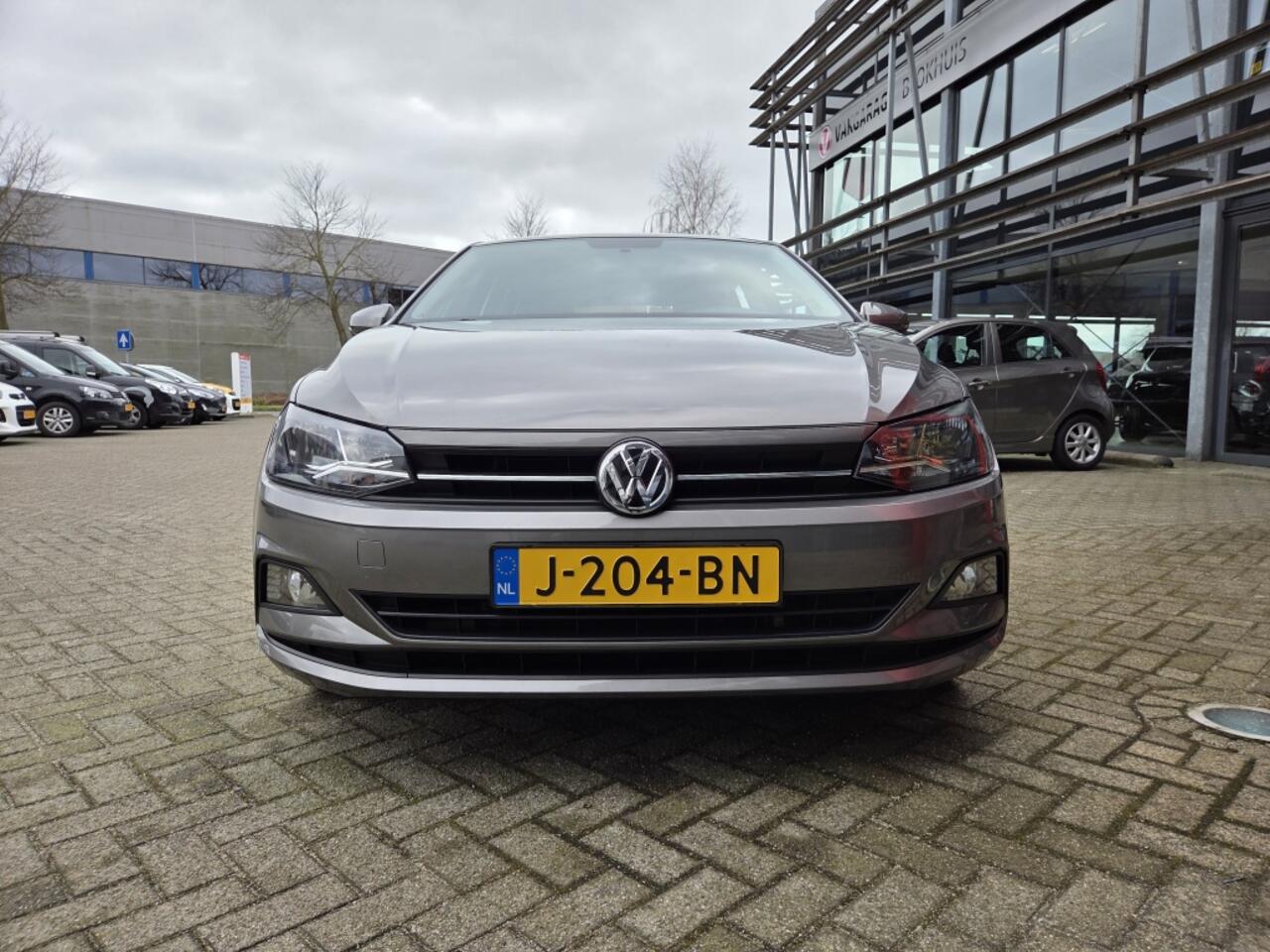 Volkswagen POLO 1.0 TSI Comfortline Executive | Navi | Cruise