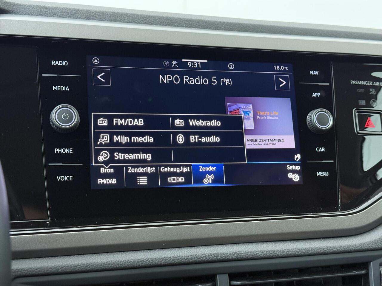 Volkswagen POLO 1.0 TSI R-Line Edition | 95 PK | Cruisecontrol | Achteruitrijcamera | App-Connect | Navigatie |