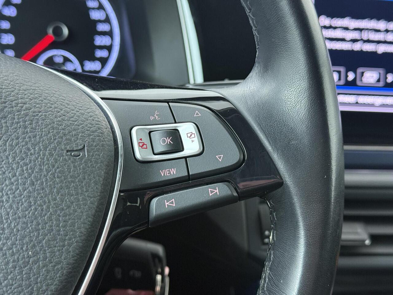 Volkswagen POLO 1.0 TSI Highline Business R | 95 PK | Adaptive cruise control | Climate control | Navigatiesysteem | R-Line |