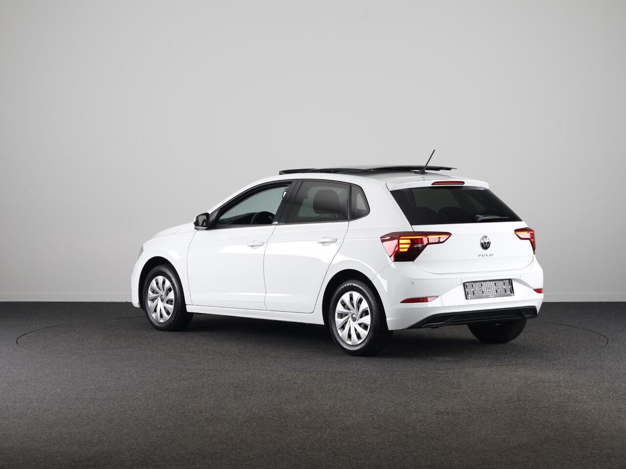 Volkswagen POLO 1.0 TSI Life 95 pk | Navigatie via App | Panoramadak | Parkeersensoren | Adaptieve cruise control | LED koplampen | Stoelverwarming |