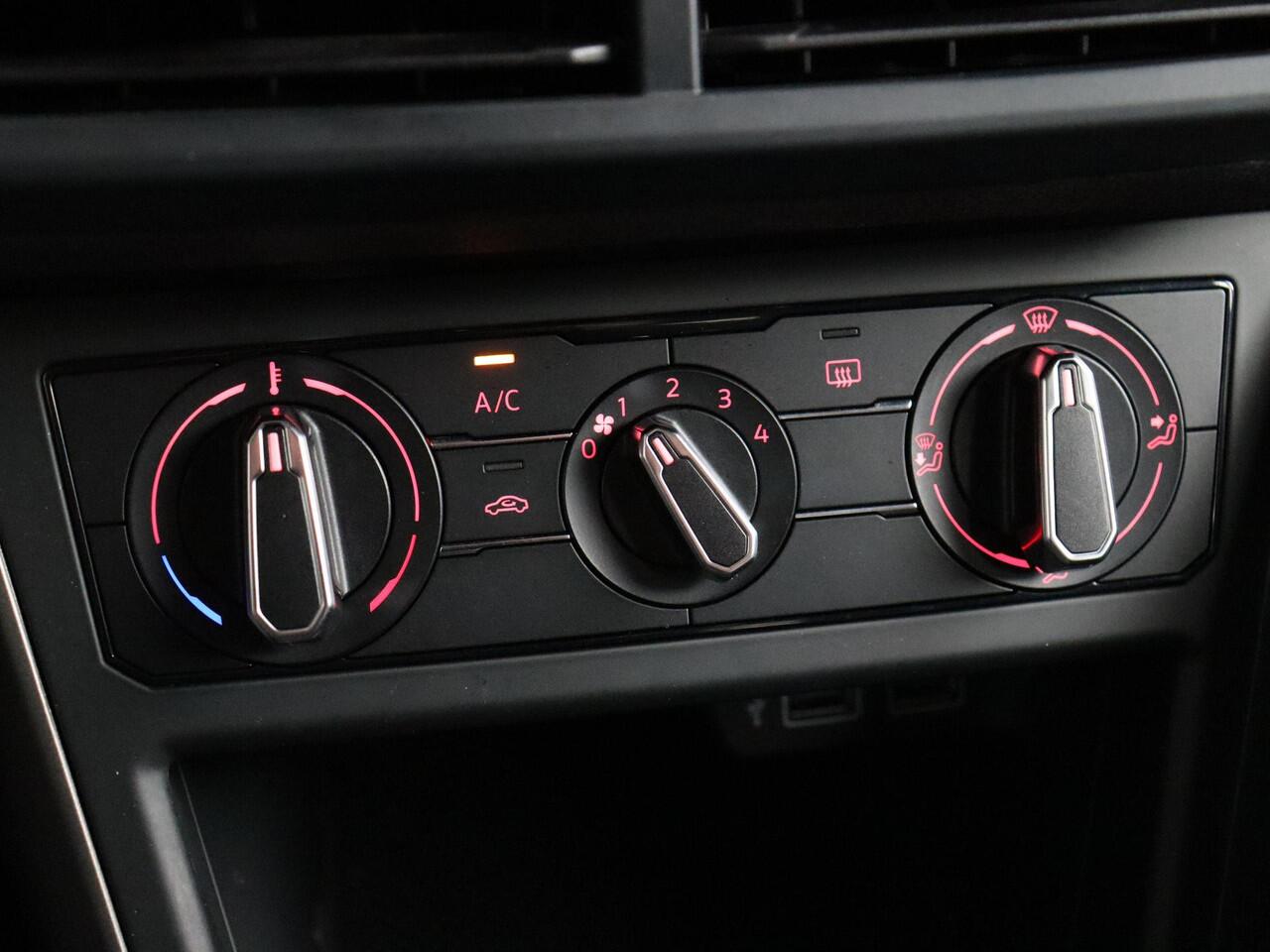 Volkswagen POLO 1.0 TSI Comfortline | Adaptief Cruise Control | Navigatie/ Apple Carplay | Airco!