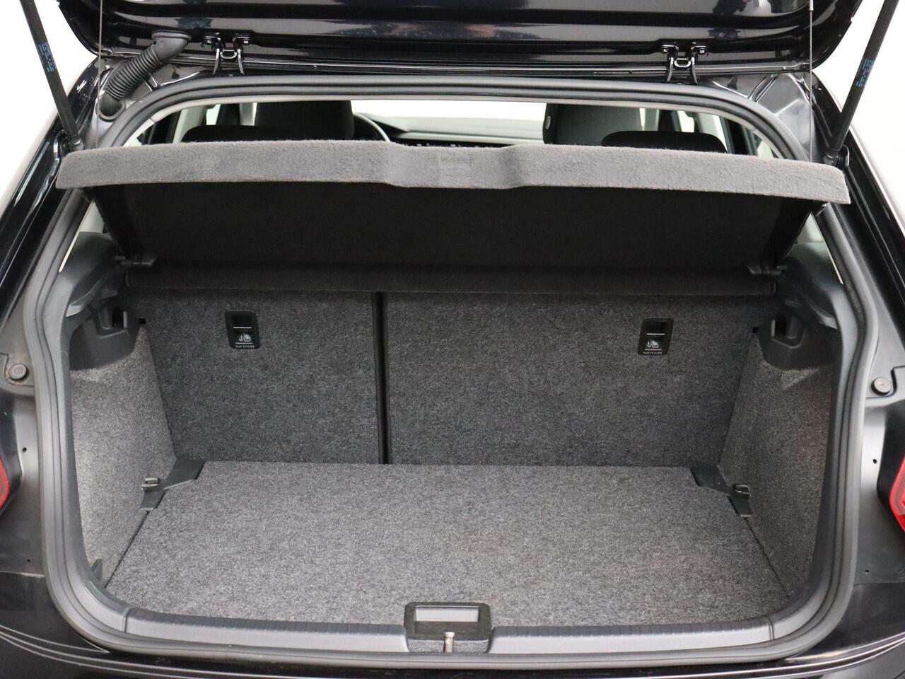 Volkswagen POLO 1.0 TSI Comfortline | Adaptief Cruise Control | Navigatie/ Apple Carplay | Airco!