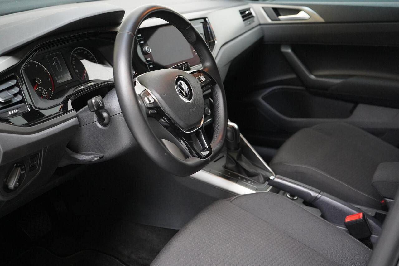 Volkswagen POLO 1.0 TSi 95pk Comfortline 5-drs | Stoelverwarming | Climate control | Adaptive cruise | Apple Carplay